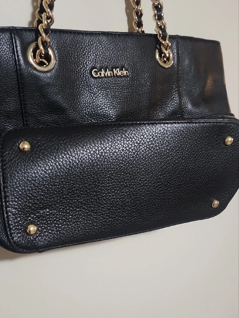EUC Calvin Klein Black Pebbled Leather Tote Gold Chain Strap Whimsigoth Designer